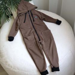 Ромпер без начосу  "Jumpsuits" мокко з чорними манжетами Plamka (Poland)